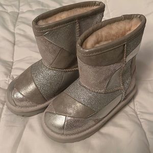 New Toddler Girls Silver Patchwork Ugg Boots Sz 8
